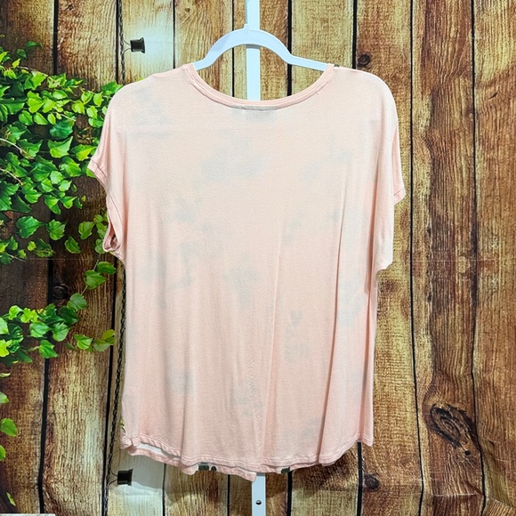 🚨(Must Bundle 3) Apt. 9 Floral Sequined Blouse Size L - Picture 3 of 3